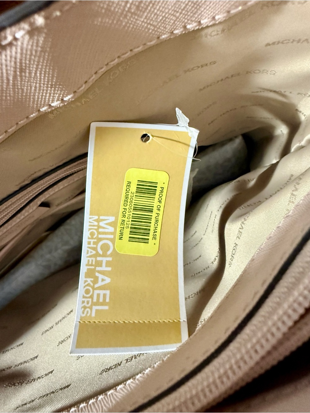 Michael Kors Jet Set Travel Tote - Picture 11 of 12